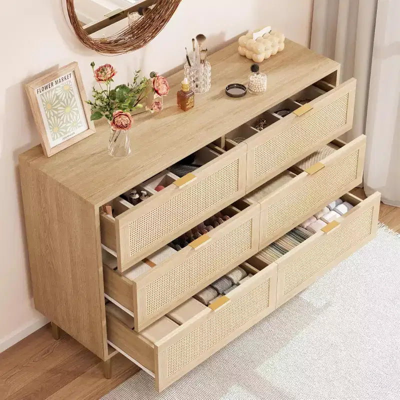 Commode en rotin à 6 tiroirs – Commode bohème de 108 cm avec pieds dorés et dispositif anti-basculement, finition naturelle pour chambre et salon